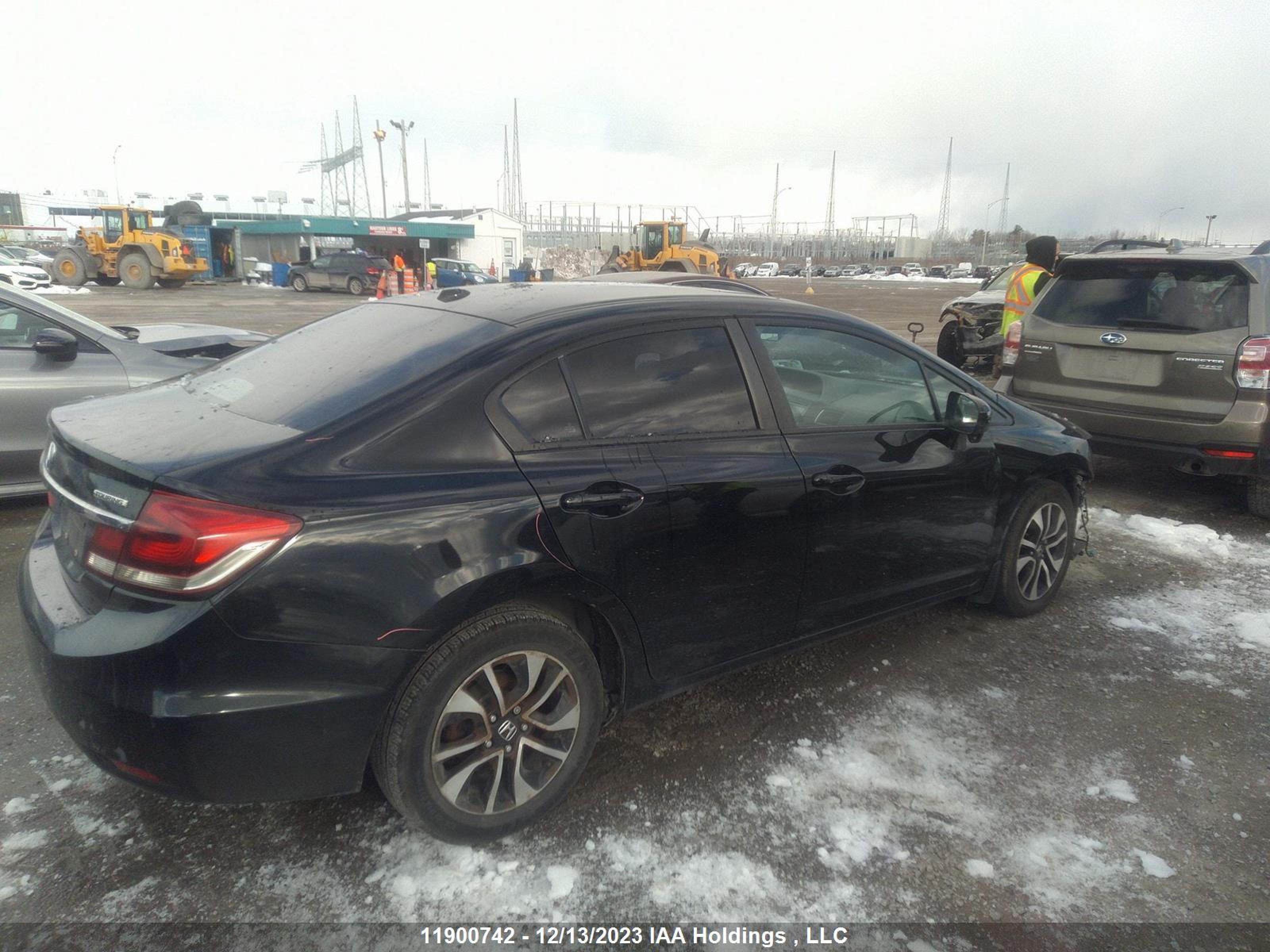 Photo 3 VIN: 2HGFB2F72FH009857 - HONDA CIVIC 