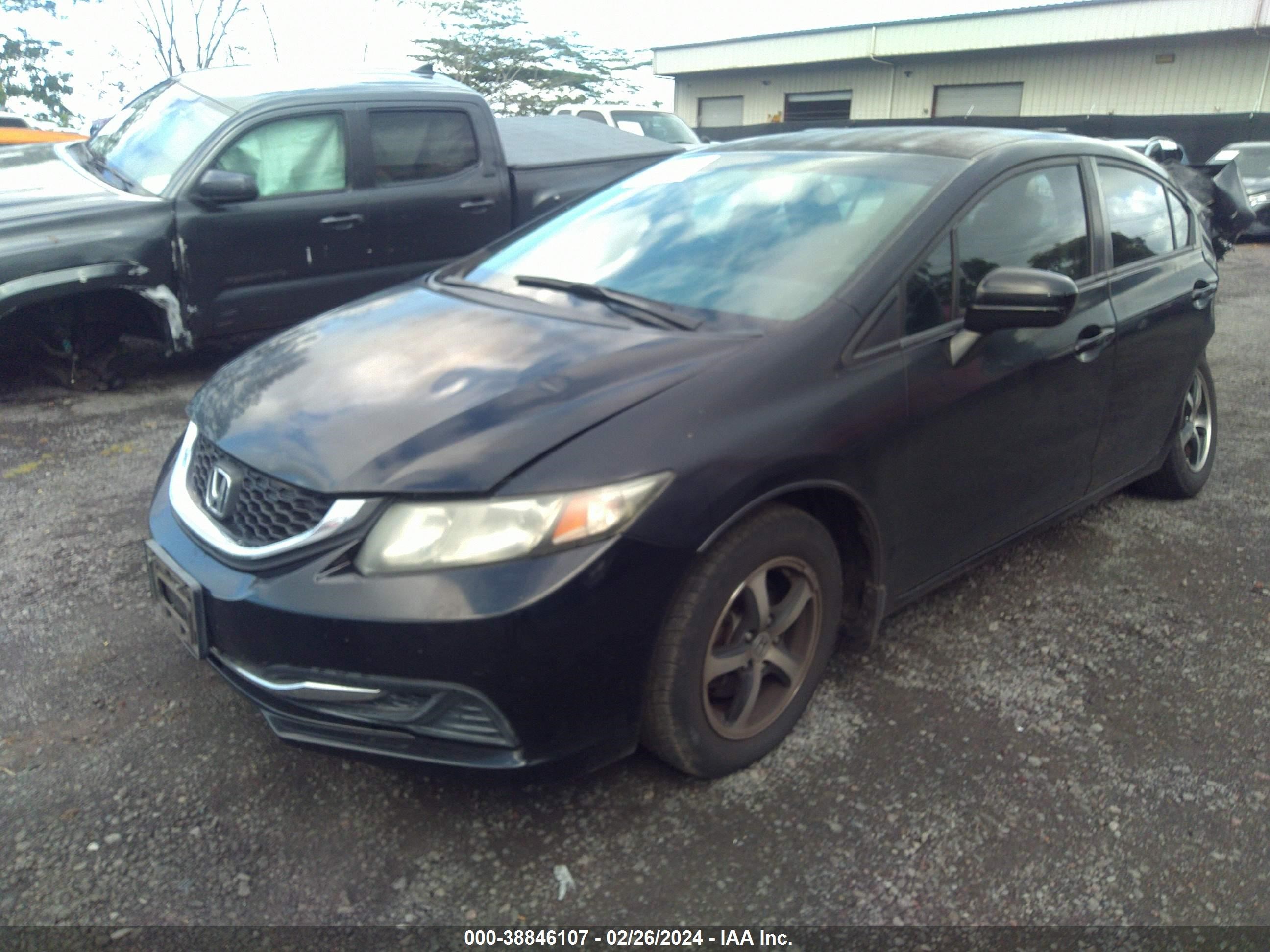 Photo 1 VIN: 2HGFB2F73FH520106 - HONDA CIVIC 