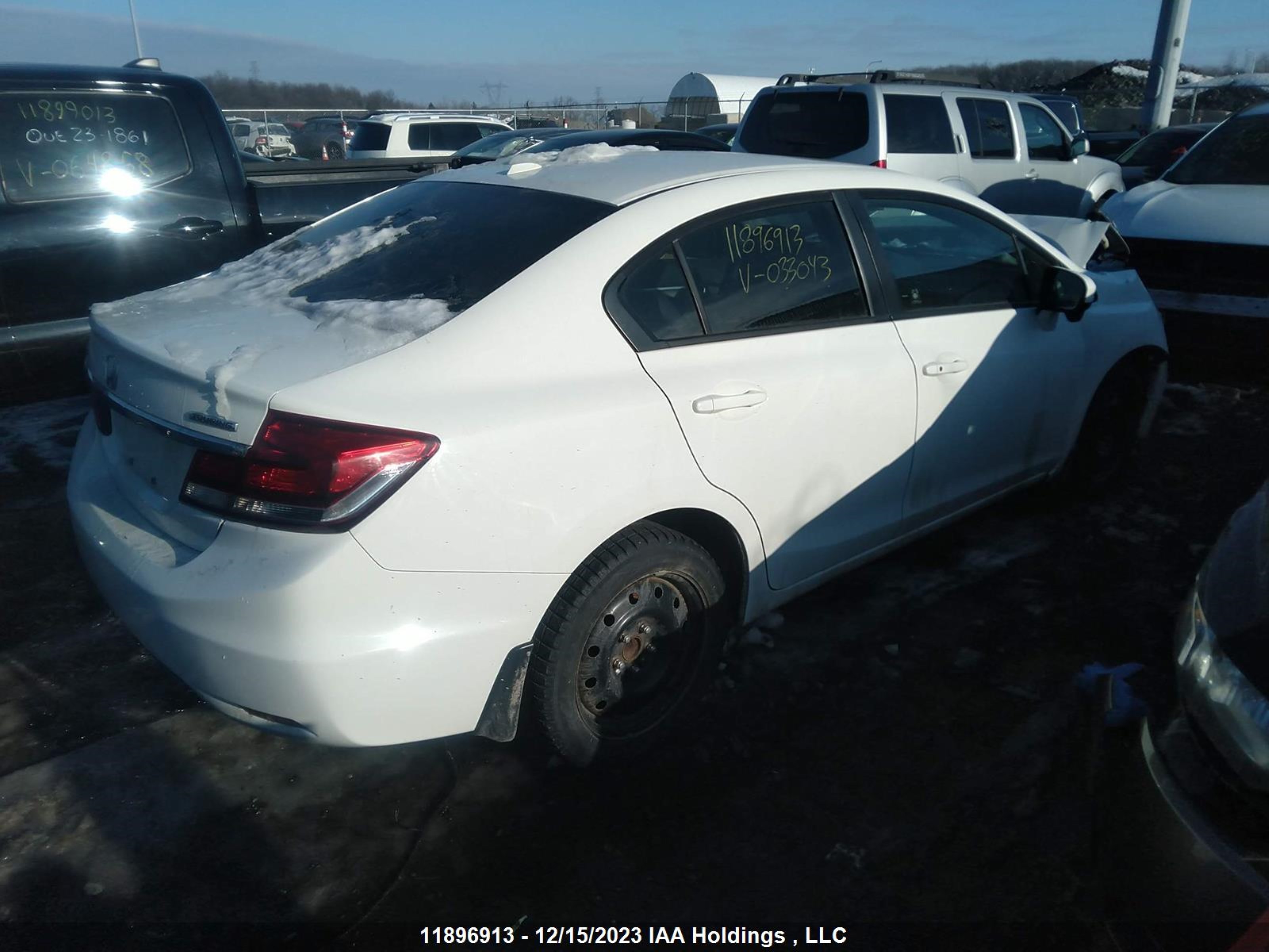 Photo 3 VIN: 2HGFB2F74EH033043 - HONDA CIVIC 