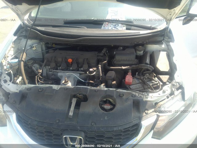 Photo 9 VIN: 2HGFB2F75FH562048 - HONDA CIVIC SEDAN 