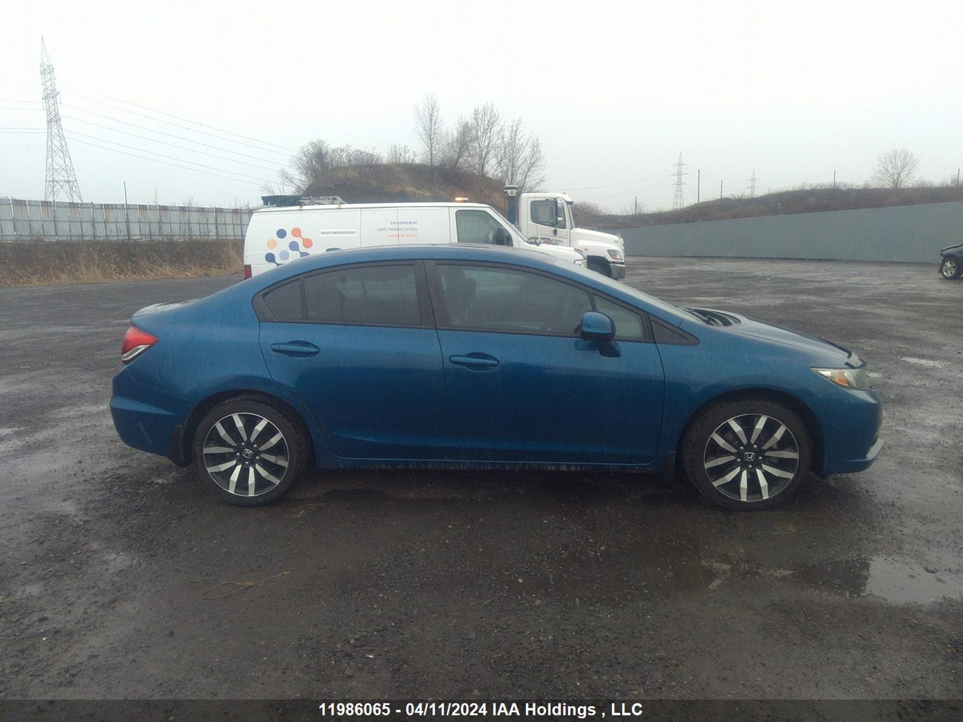 Photo 12 VIN: 2HGFB2F77DH003307 - HONDA CIVIC 