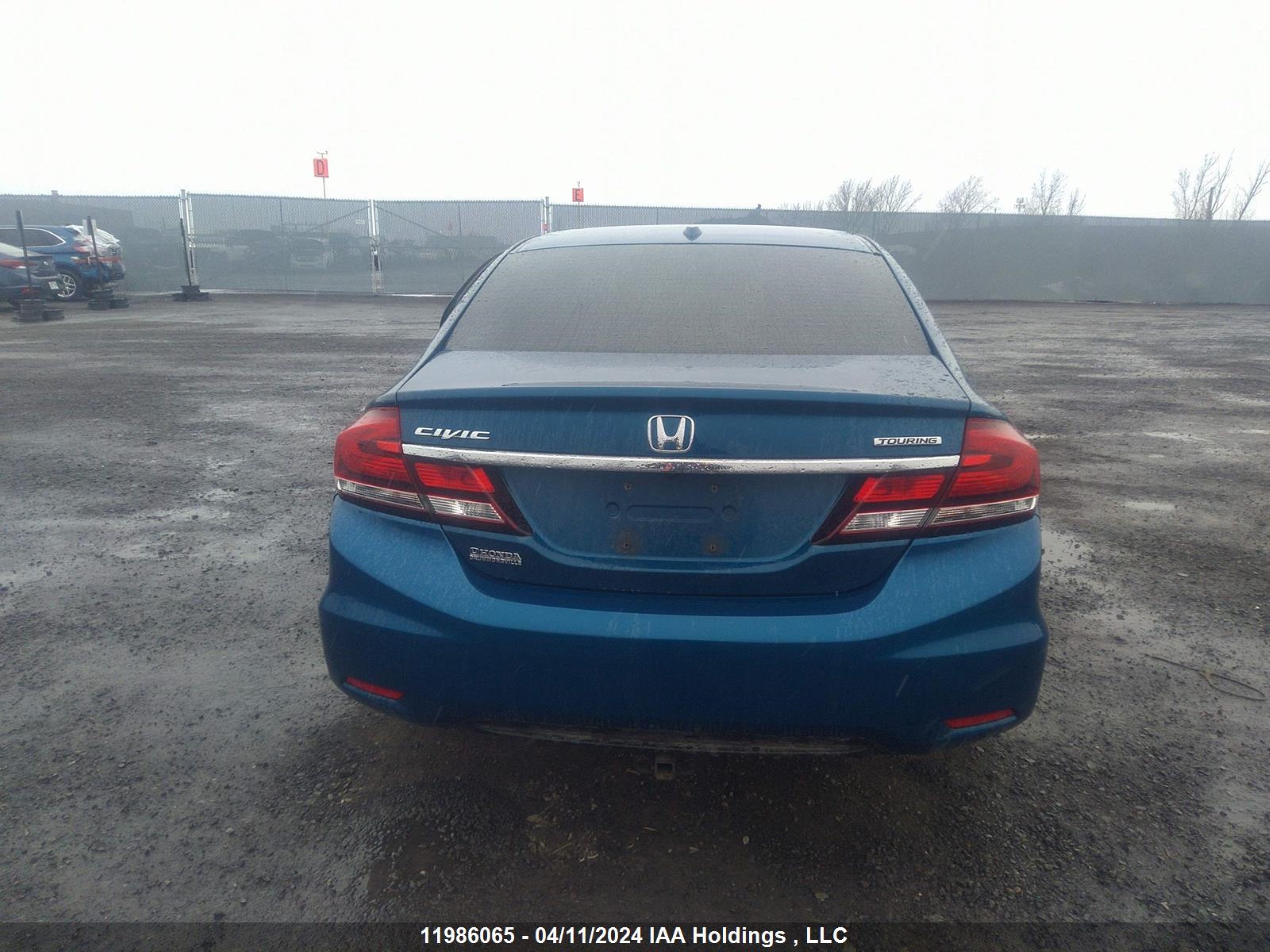 Photo 15 VIN: 2HGFB2F77DH003307 - HONDA CIVIC 