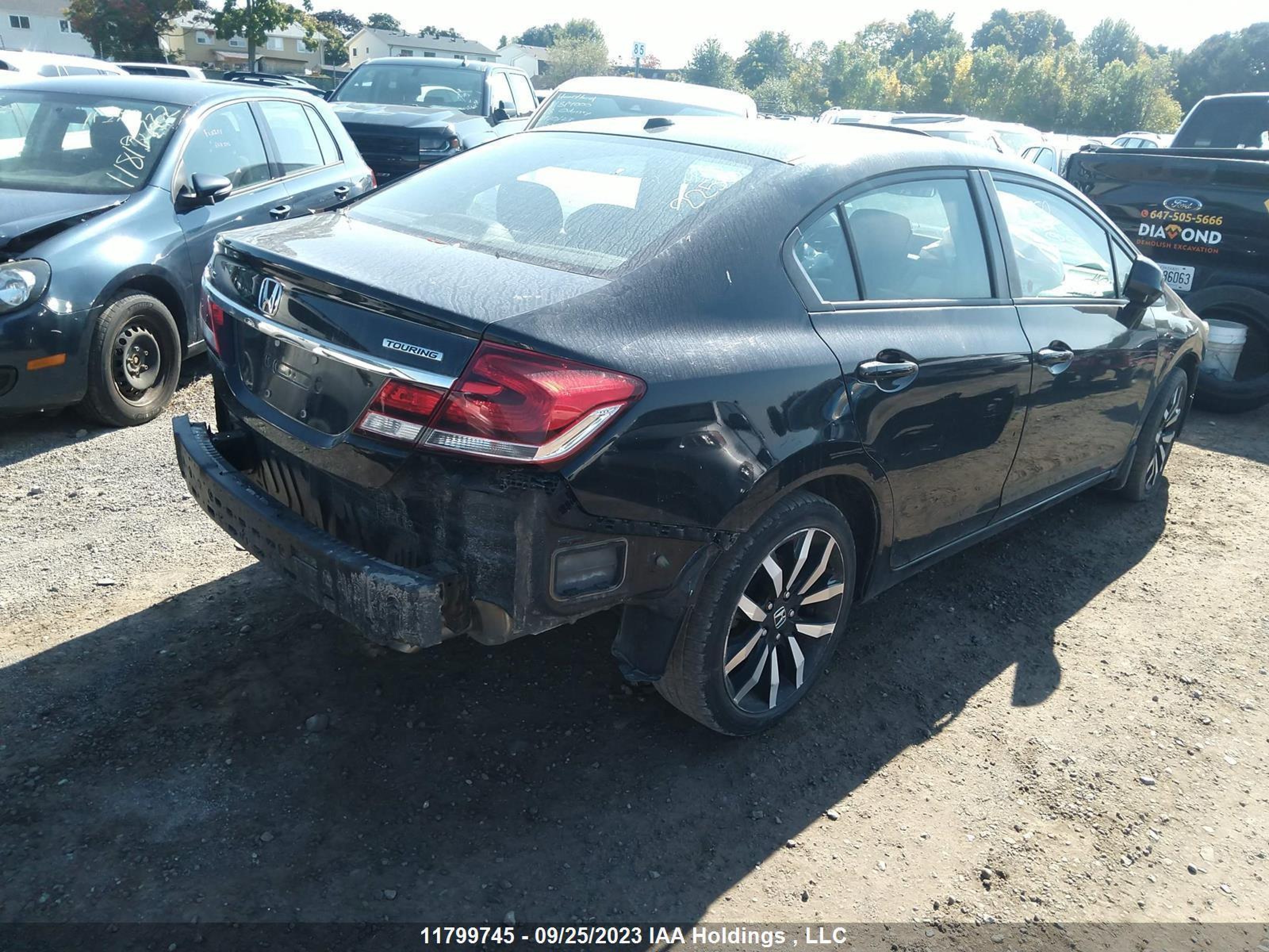 Photo 3 VIN: 2HGFB2F77DH104685 - HONDA CIVIC 