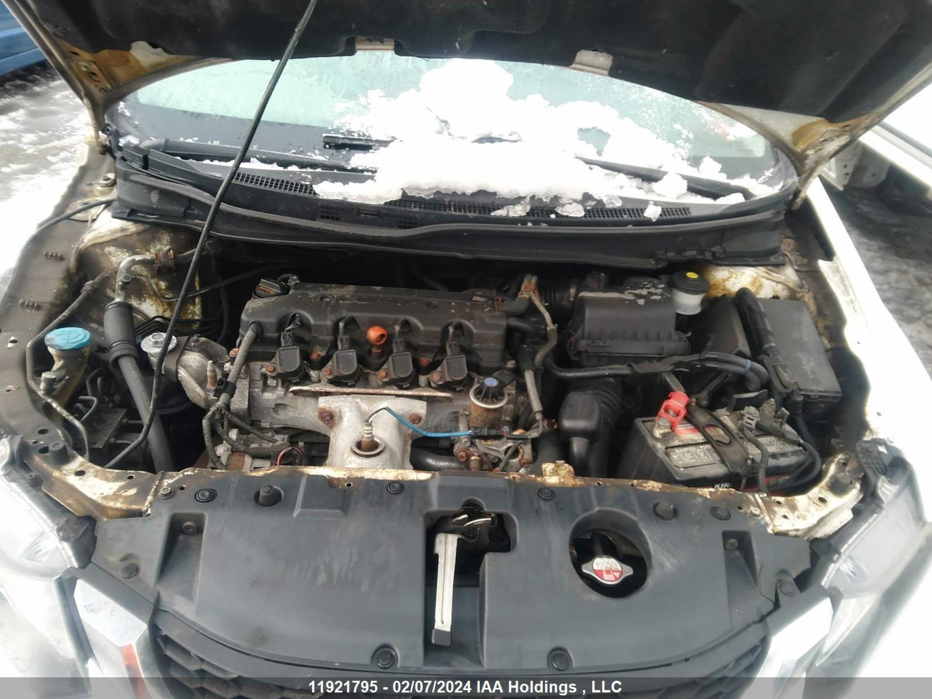 Photo 9 VIN: 2HGFB2F79EH025276 - HONDA CIVIC 