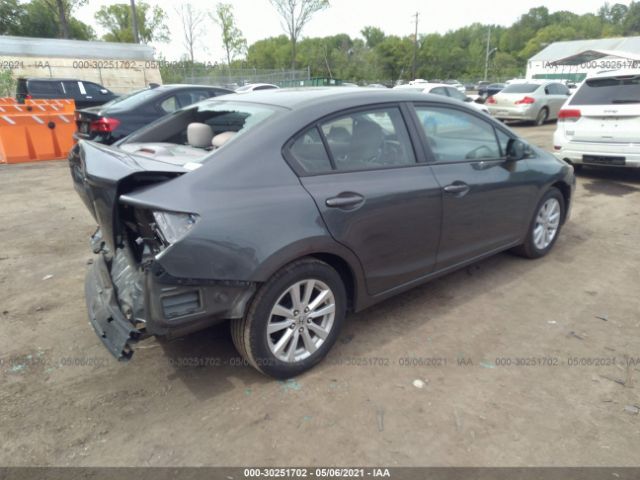 Photo 3 VIN: 2HGFB2F80CH307750 - HONDA CIVIC SDN 