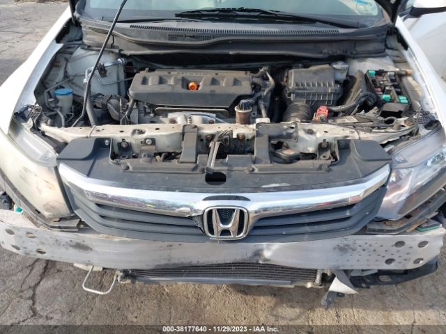 Photo 9 VIN: 2HGFB2F80CH308364 - HONDA CIVIC 