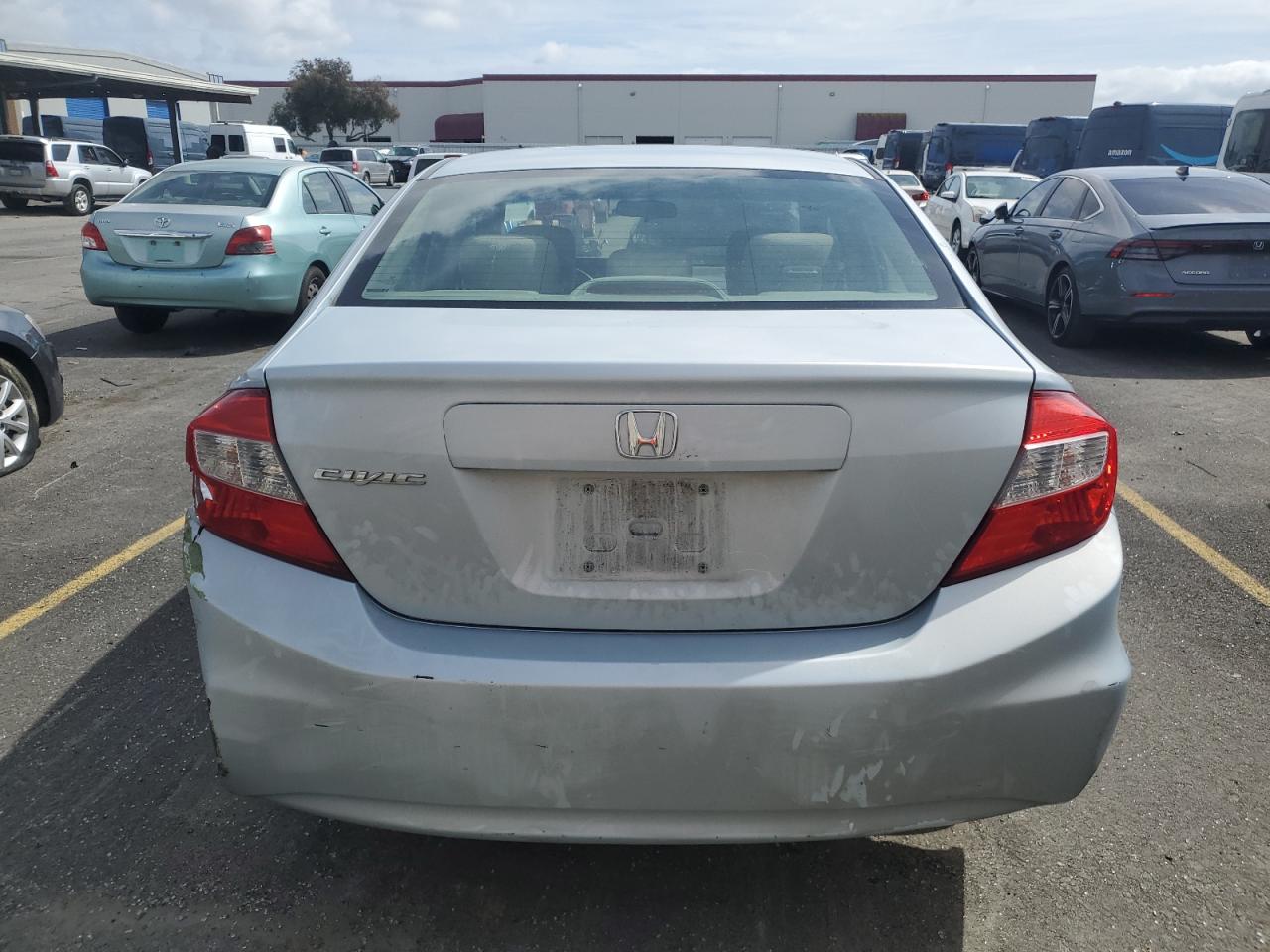 Photo 5 VIN: 2HGFB2F81CH551231 - HONDA CIVIC 