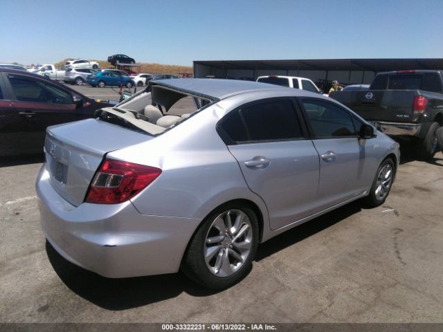 Photo 3 VIN: 2HGFB2F81CH602825 - HONDA CIVIC SDN 