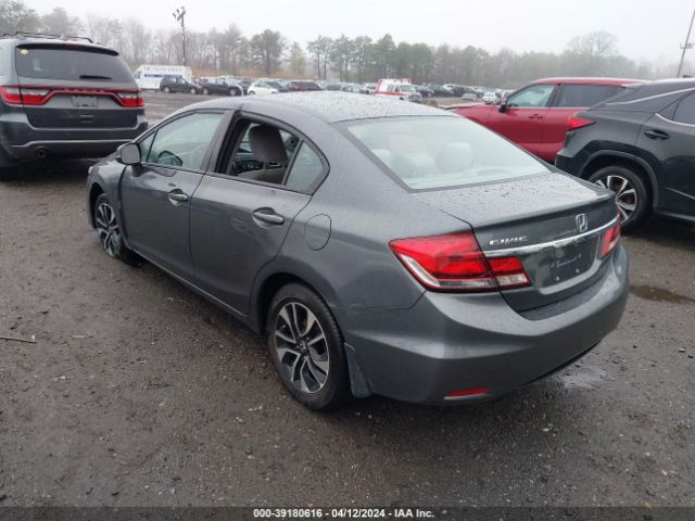 Photo 2 VIN: 2HGFB2F81DH532891 - HONDA CIVIC 