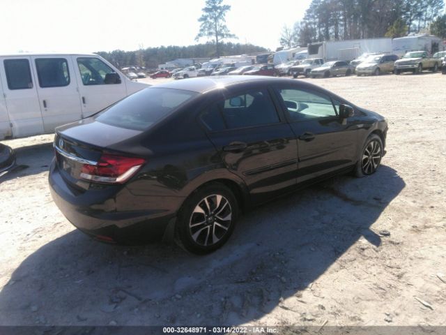 Photo 3 VIN: 2HGFB2F81DH581329 - HONDA CIVIC SDN 