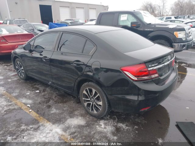 Photo 2 VIN: 2HGFB2F81FH554411 - HONDA CIVIC 