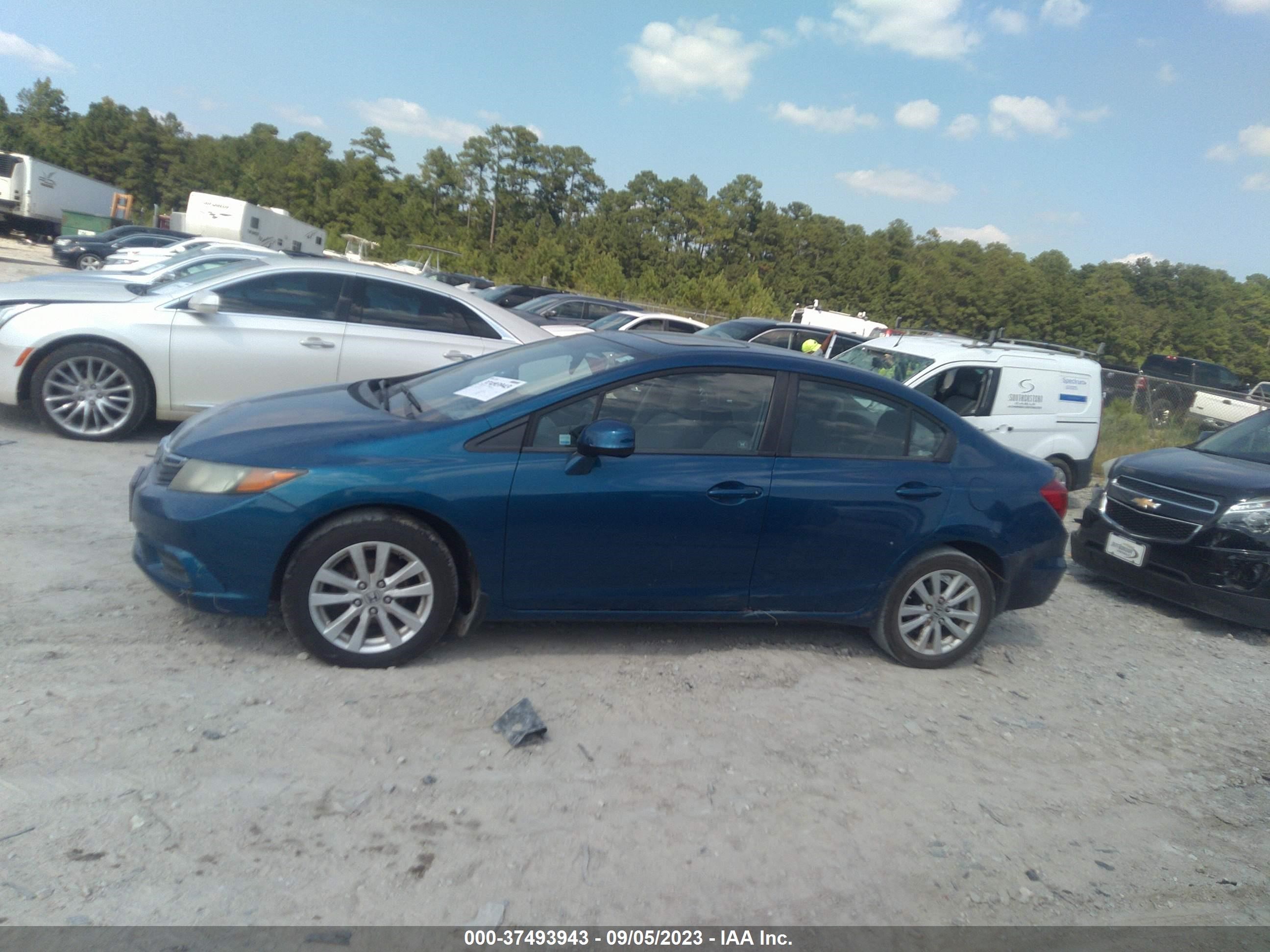 Photo 13 VIN: 2HGFB2F82CH515144 - HONDA CIVIC 