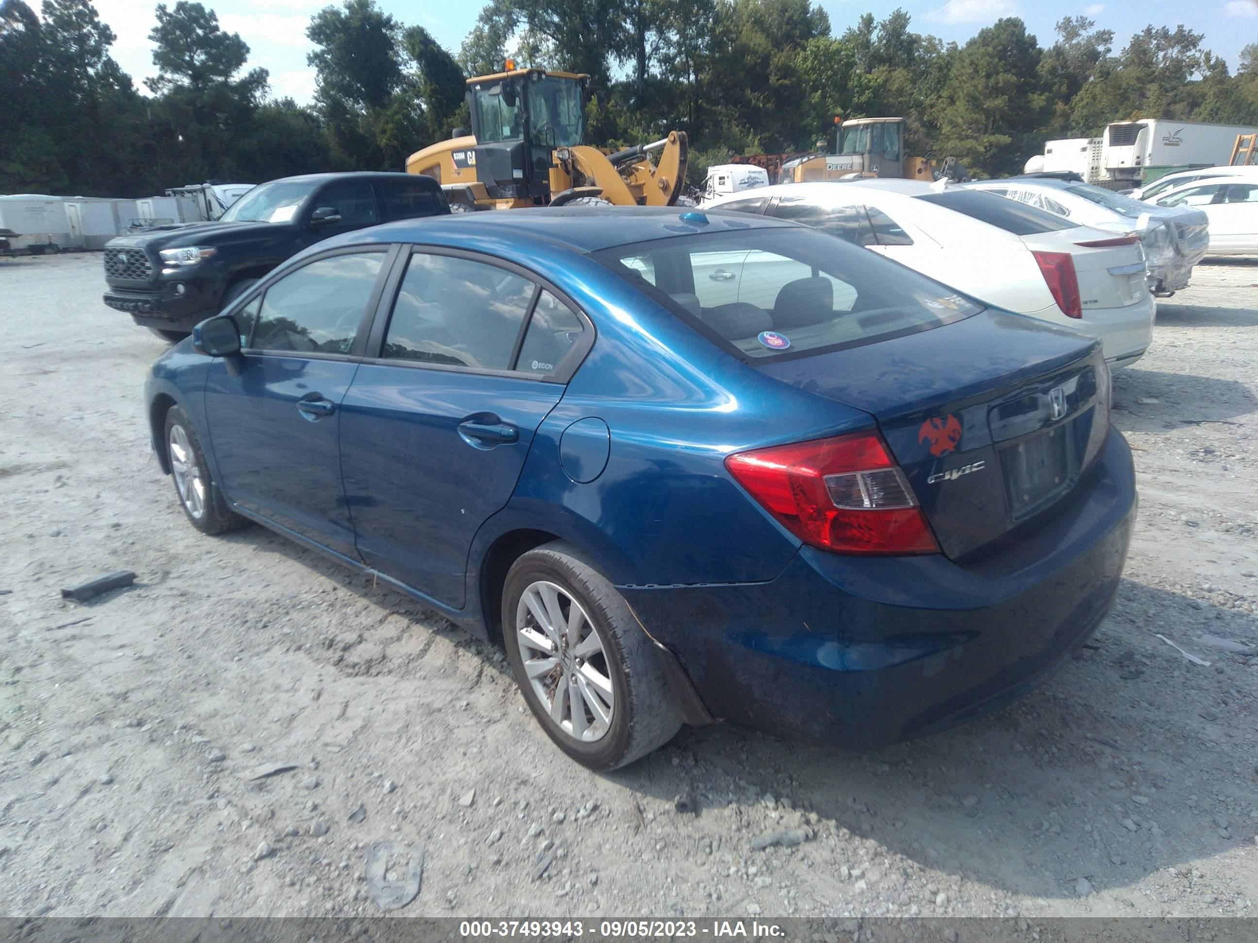 Photo 2 VIN: 2HGFB2F82CH515144 - HONDA CIVIC 