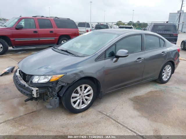 Photo 1 VIN: 2HGFB2F82CH547379 - HONDA CIVIC SDN 