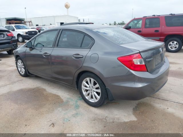 Photo 2 VIN: 2HGFB2F82CH547379 - HONDA CIVIC SDN 