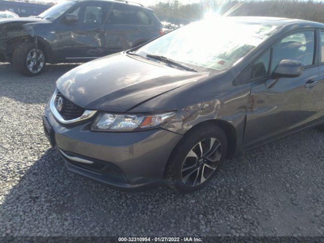 Photo 5 VIN: 2HGFB2F82DH513489 - HONDA CIVIC SDN 