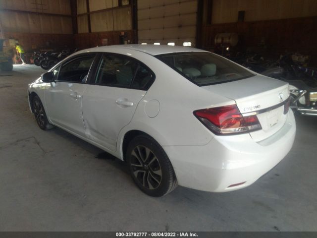 Photo 2 VIN: 2HGFB2F82EH555033 - HONDA CIVIC SEDAN 