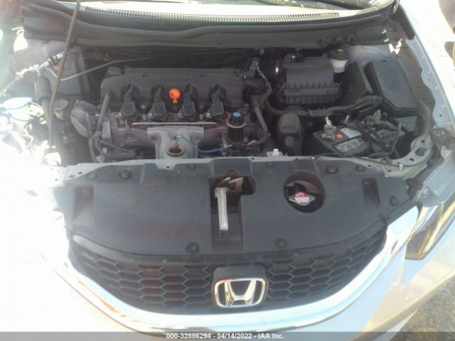 Photo 9 VIN: 2HGFB2F82FH551730 - HONDA CIVIC SEDAN 