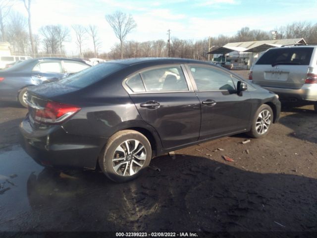 Photo 3 VIN: 2HGFB2F83DH510746 - HONDA CIVIC SDN 