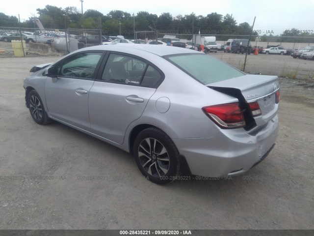 Photo 2 VIN: 2HGFB2F83DH552060 - HONDA CIVIC SDN 