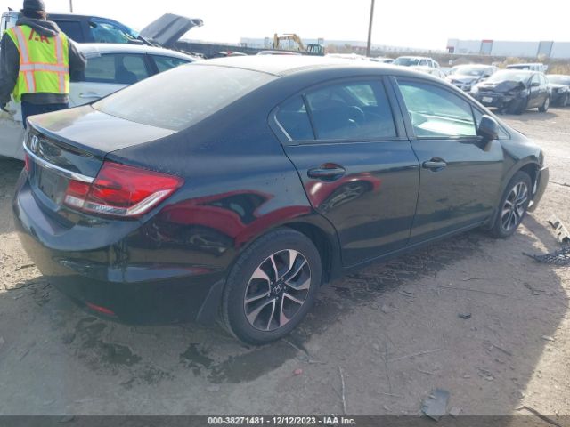 Photo 3 VIN: 2HGFB2F84DH523716 - HONDA CIVIC SDN 