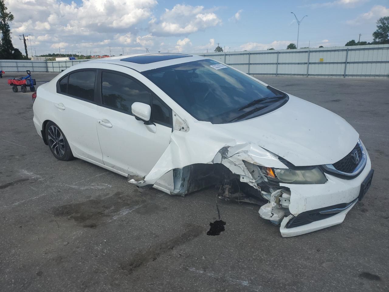 Photo 3 VIN: 2HGFB2F84EH548617 - HONDA CIVIC 