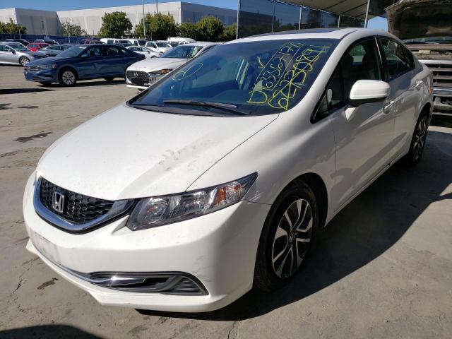 Photo 1 VIN: 2HGFB2F84FH518387 - HONDA CIVIC SEDAN 