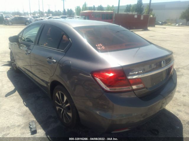 Photo 2 VIN: 2HGFB2F84FH565533 - HONDA CIVIC SEDAN 