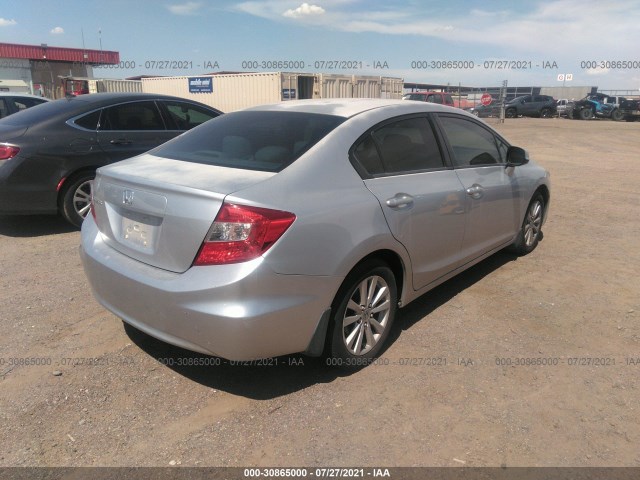 Photo 3 VIN: 2HGFB2F85CH320011 - HONDA CIVIC SDN 