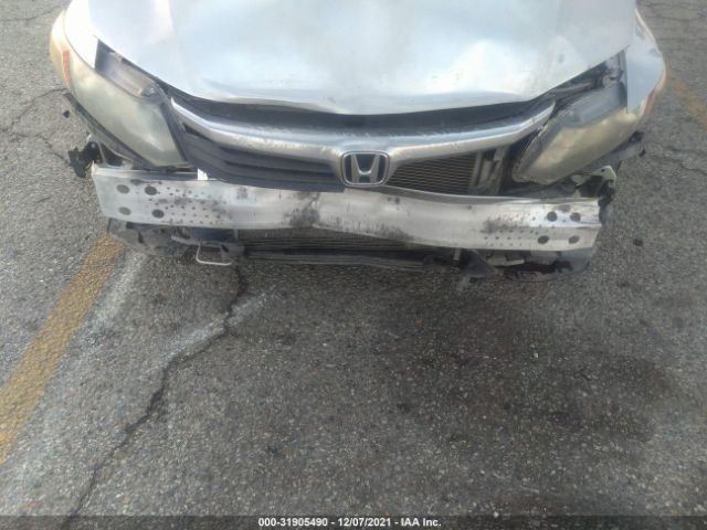 Photo 5 VIN: 2HGFB2F85CH327380 - HONDA CIVIC SDN 