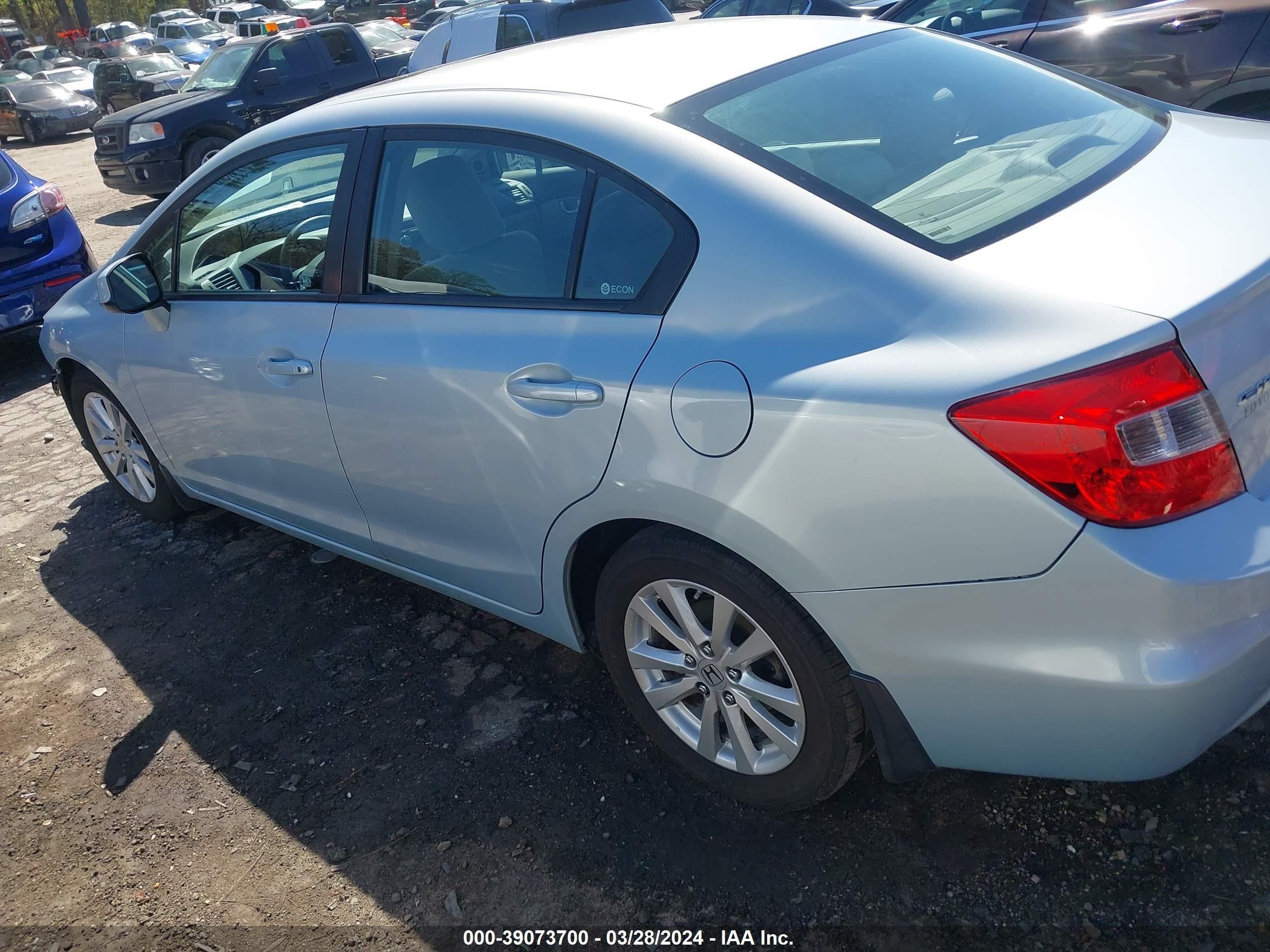 Photo 13 VIN: 2HGFB2F85CH605677 - HONDA CIVIC 