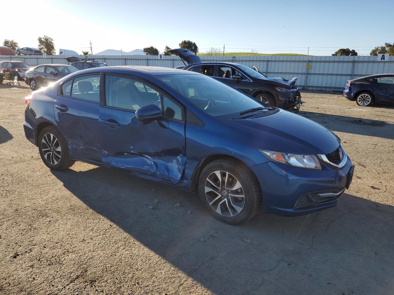 Photo 3 VIN: 2HGFB2F85FH535148 - HONDA CIVIC 