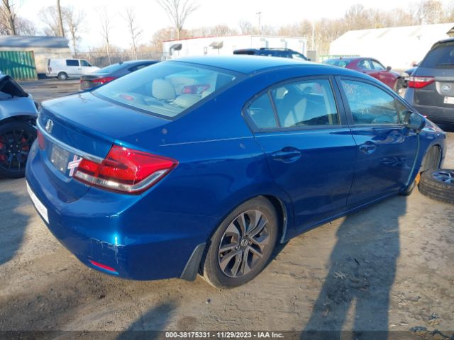 Photo 3 VIN: 2HGFB2F85FH547414 - HONDA CIVIC 