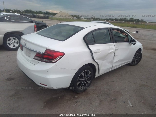 Photo 3 VIN: 2HGFB2F85FH558591 - HONDA CIVIC SEDAN 