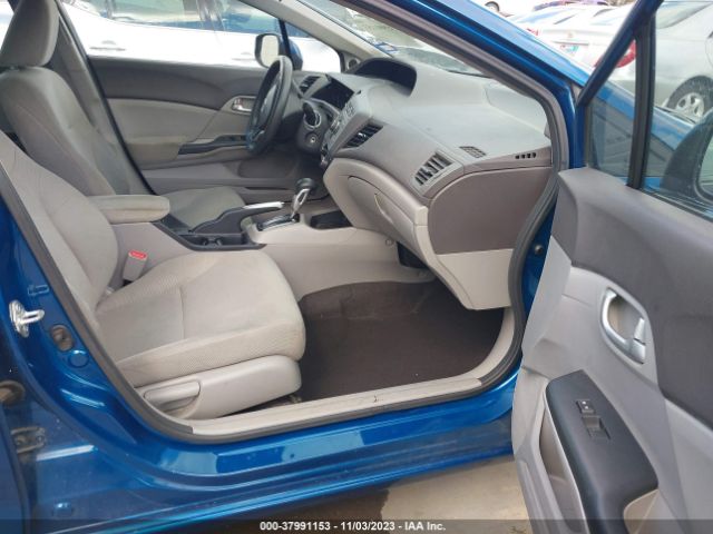 Photo 4 VIN: 2HGFB2F86CH546588 - HONDA CIVIC SDN 