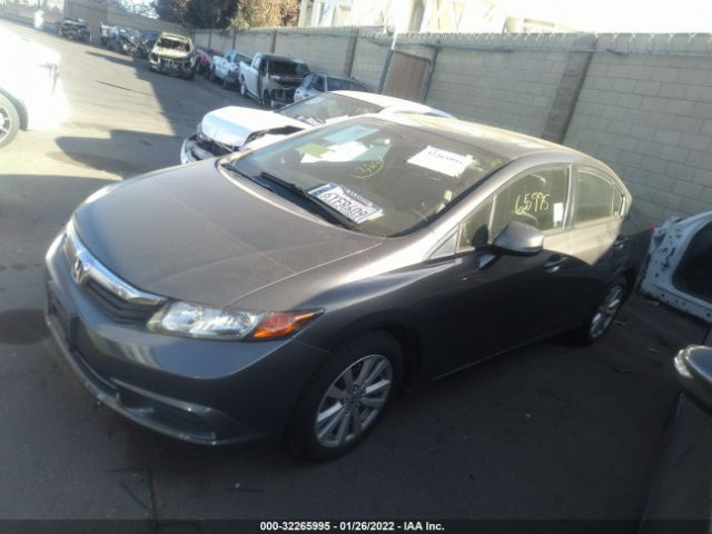 Photo 1 VIN: 2HGFB2F86CH589702 - HONDA CIVIC SDN 