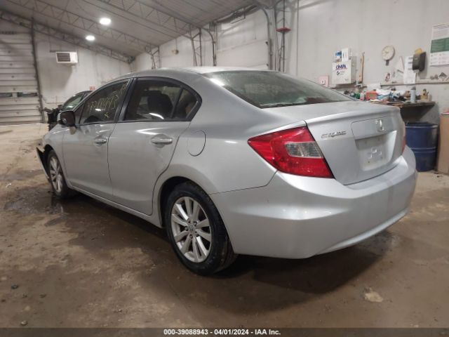 Photo 2 VIN: 2HGFB2F87CH303937 - HONDA CIVIC 