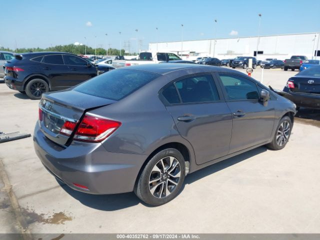 Photo 3 VIN: 2HGFB2F87FH557927 - HONDA CIVIC 