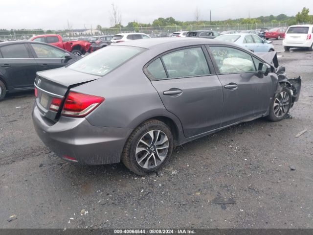 Photo 3 VIN: 2HGFB2F87FH560049 - HONDA CIVIC 