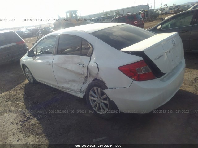 Photo 2 VIN: 2HGFB2F88CH319225 - HONDA CIVIC SDN 