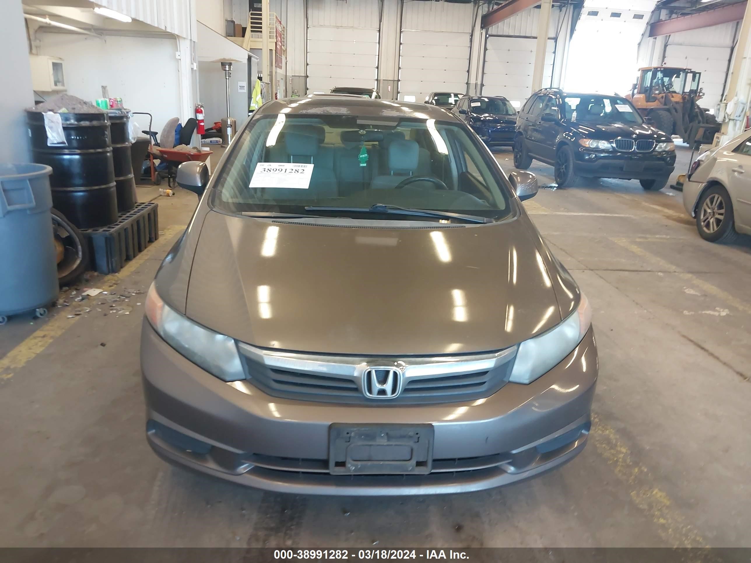 Photo 11 VIN: 2HGFB2F89CH538677 - HONDA CIVIC 