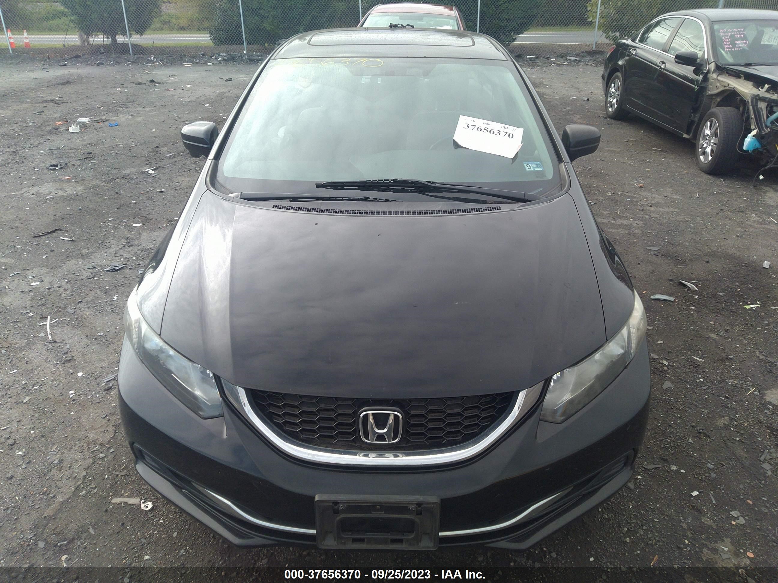 Photo 11 VIN: 2HGFB2F89EH531893 - HONDA CIVIC 