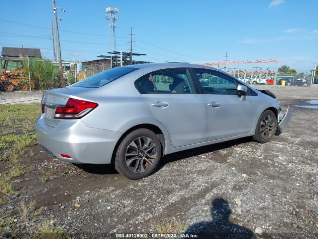 Photo 3 VIN: 2HGFB2F89FH553491 - HONDA CIVIC 