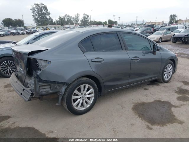 Photo 3 VIN: 2HGFB2F90CH529861 - HONDA CIVIC 