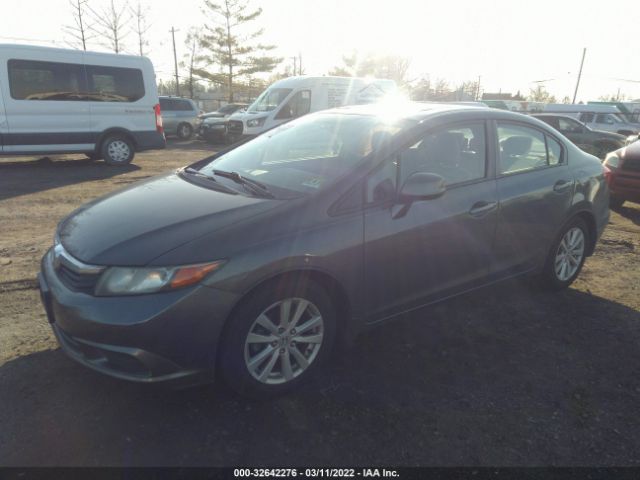 Photo 1 VIN: 2HGFB2F90CH596119 - HONDA CIVIC SDN 