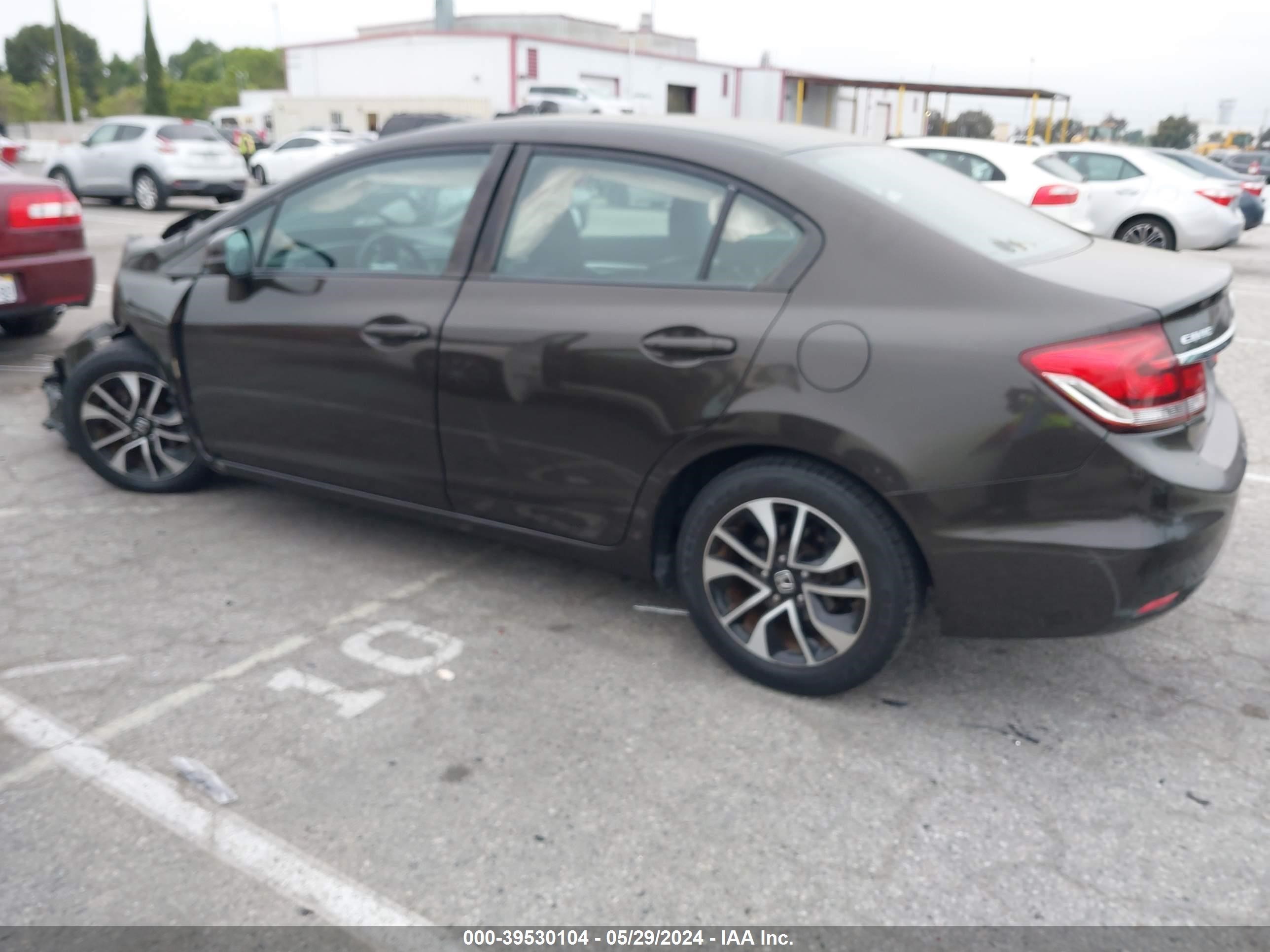 Photo 12 VIN: 2HGFB2F90DH503620 - HONDA CIVIC 