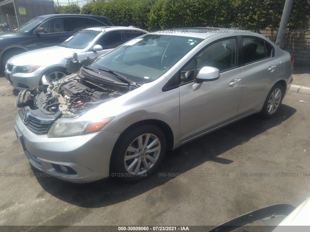 Photo 1 VIN: 2HGFB2F91CH506198 - HONDA CIVIC SDN 