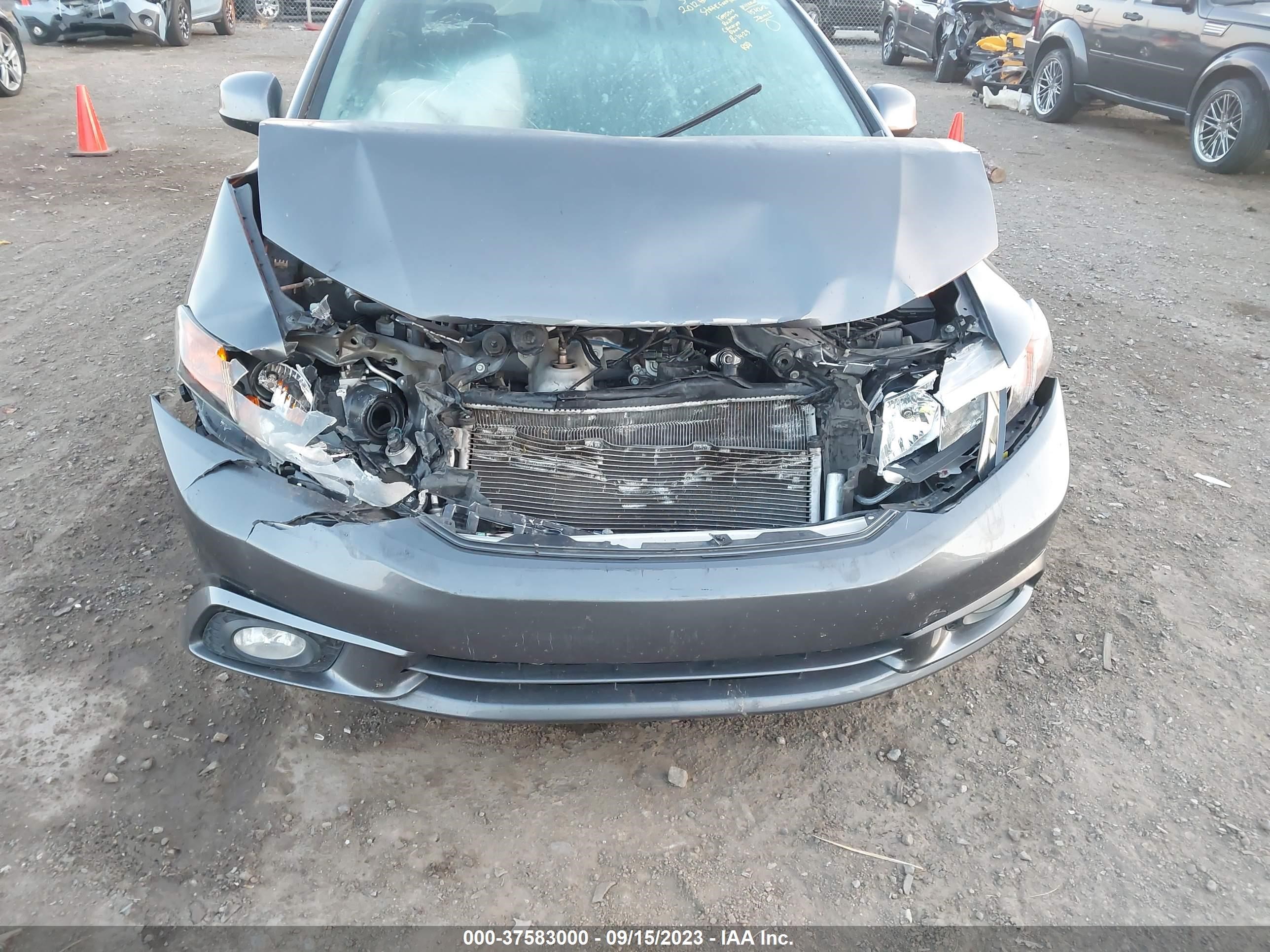 Photo 5 VIN: 2HGFB2F91CH515631 - HONDA CIVIC 