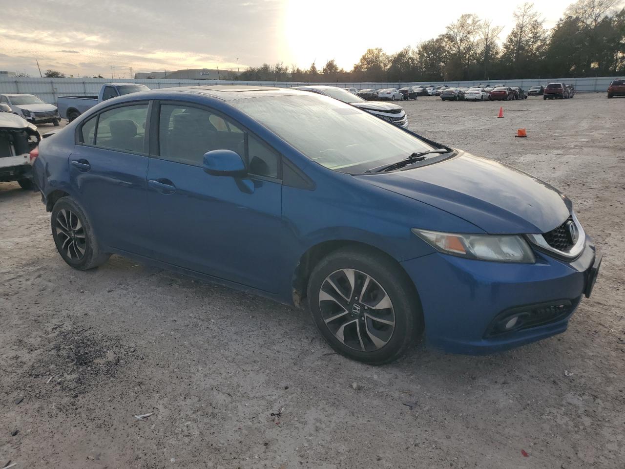 Photo 3 VIN: 2HGFB2F93DH543111 - HONDA CIVIC 