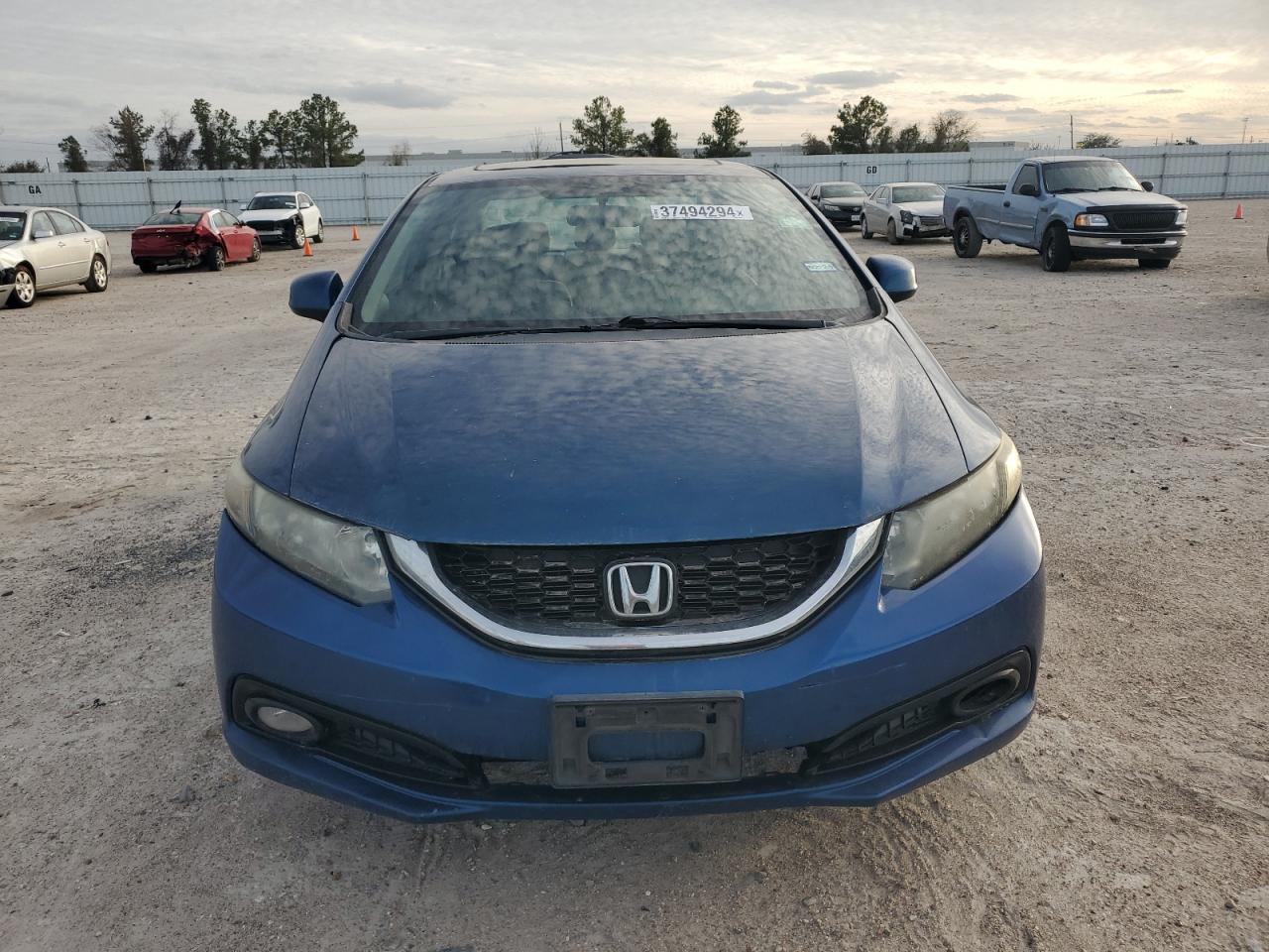 Photo 4 VIN: 2HGFB2F93DH543111 - HONDA CIVIC 